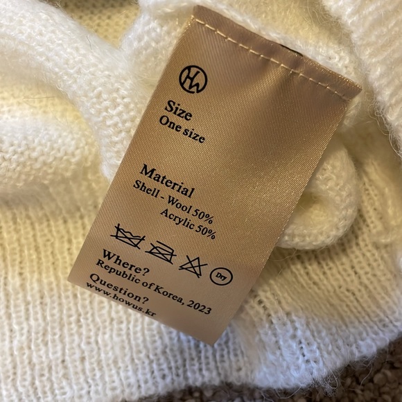 HOWUS diamond pattern wool sweater, white yellow dark green, NWT, one size - Picture 4 of 5